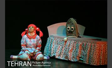 نمایش شب اسرارآمیز‎ 15