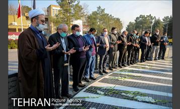 تجدید میثاق اعضای هیئت گزینش شهرداری تهران با رهبر کبیر انقلاب 39