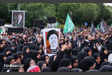 اجتماع مردم تهران در سوگ رئیس جمهور - 2 18