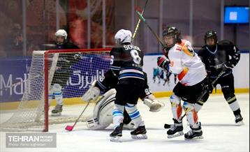 اسکیت هاکی روی یخ زنان 7