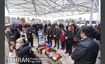 مراسم سومین سالگرد شهدای پلاسکو 2