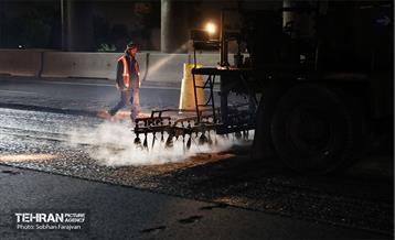 عملیات آسفالت‌ریزی در پایتخت 12