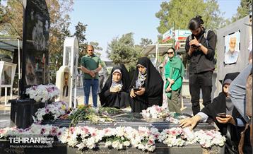 حال و هوای مزار شهید حسن طهرانی‌مقدم 30