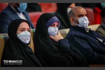 آیین تکریم و بزرگداشت مقام زن 18