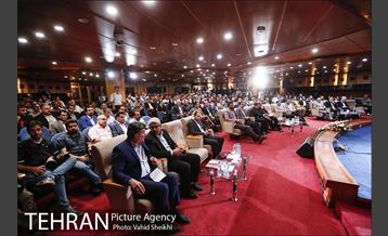 آیین بهره برداری و توسعه ناوگان شرکت واحد اتوبوسرانی شهر تهران 13