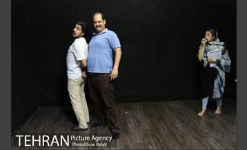 تمرین نمایش شش و بش به کارگردانی جواد روشن 25