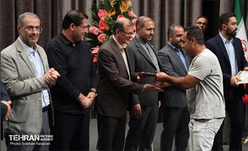 آیین تجلیل از برگزیدگان فصل تابستان مناطق ۲۲ گانه 25