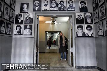 بازدید خبرنگاران و اصحاب رسانه از باغ موزه قصر و برج میلاد‎ 9