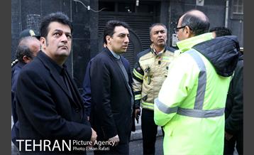 بازدید شهردار تهران از محل آتش‌سوزی ساختمان برق حرارتی وزارت نیرو  1