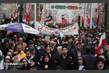 چهل‌و‌‌هفتمین جشن پیروزی انقلاب اسلامی 4