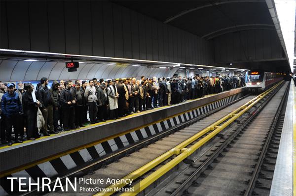 خدمت رسانی مترو در آیین تشییع سردار شهید قاسم سلیمانی -2 12