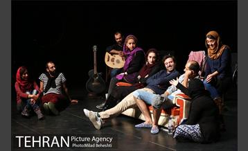 نمایش کاناپه‎ 10