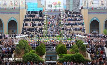 نماز عید فطر در مصلی تهران 45