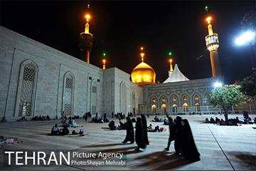 احیای شب نوزدهم ماه مبارک رمضان در حرم امام خمینی(ره) 33