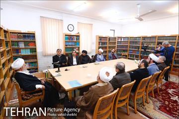 دیدار شهردار تهران با آیت الله العظمی مکارم شیرازی 12