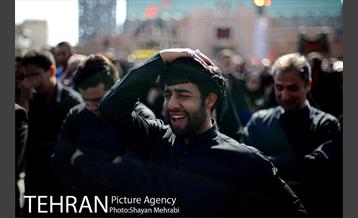 مراسم عاشورای حسینی در میدان امام حسین(ع) 32