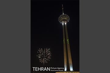 نور افشانی آسمان تهران به مناسب عید سعید فطر  1