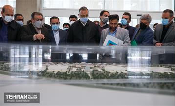 بازدید شهردار تهران از مجموعه شهر آفتاب 22