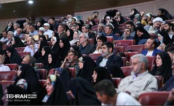 دیدار شهردار تهران با پیشکسوتان عرصه ایثار و شهادت منطقه 17 34