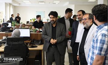 بازدید سخنگوی شهرداری تهران از موسسه همشهری 12