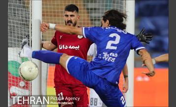 دیدار تیم های فوتبال استقلال تهران و مسجد سلیمان 13