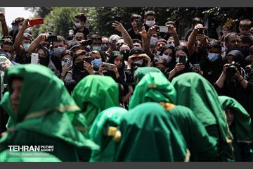 خیمه سوزان ظهر عاشورا در چهار راه گلوبندک  20