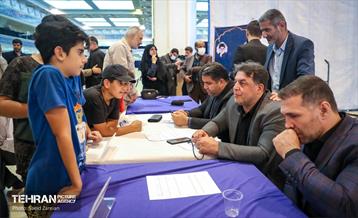 استقرار میز خدمت سازمان ورزش در مصلای تهران 8