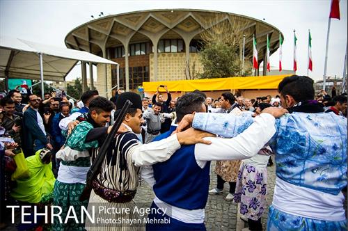 جشنواره نوروزگاه در چهارراه ولیعصر 3