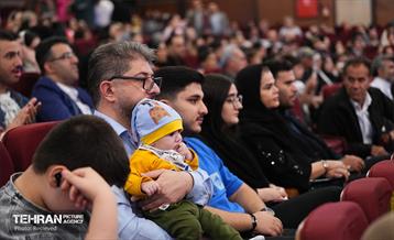 آئین تجلیل از پرستاران فعال در جنگ 12 روزه تحمیلی 55