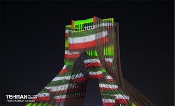 نورافشانی جشن پیروزی انقلاب اسلامی در میدان آزادی 36