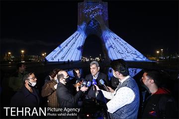 ویدئو مپینگ بر روی برج آزادی با موضوع کرونا  15