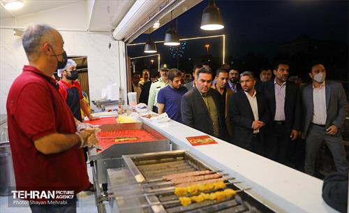 افتتاح اغذیه فروشی های خیابان اجتماعی 8