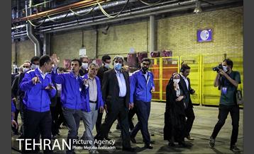 مراسم امضای قرارداد نوسازی ناوگان مسافری شهری 12