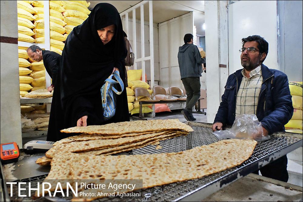 خرید نان سالم 4