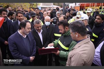 مانور برف روبی در منطقه ۳ تهران 13