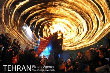 مشعل‌گردانی در دولت آباد تهران 28
