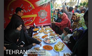 جشنواره فرهنگ ملل، غذا و صنایع دستی در منطقه 10 13