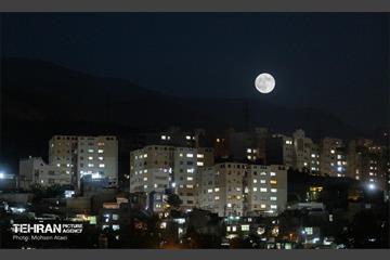 ماه خونین بر فراز تهران - 2 18
