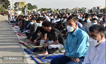 اقامه نماز عید فطر افغانستانی های اهل تسنن مقیم تهران 4