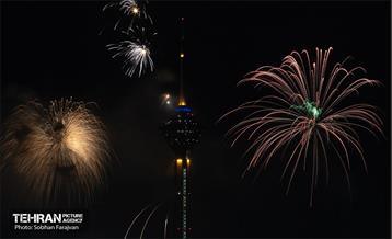 نور افشانی در شب سالگرد پیروزی انقلاب اسلامی 6