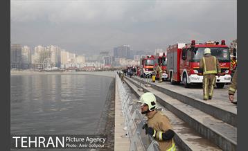 سقوط بالگرد در دریاچه شهدای خلیج فارس