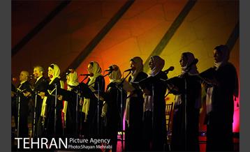 کنسرت آنلاین علیرضا قربانی در میدان آزادی 9