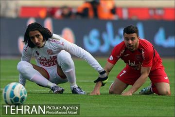 دیدار تیم های فوتبال پرسپولیس و تراکتور سازی