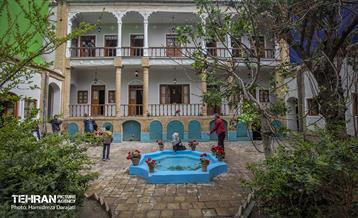 تاریخ رها شده؛ پـامنار 18