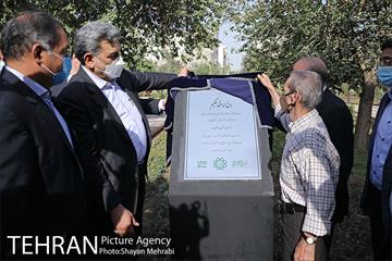آیین افتتاح و بهره برداری از باغ ایرانی حکیم 21