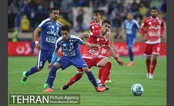 دیدار پرسپولیس و استقلال در لیگ برتر فوتبال 29