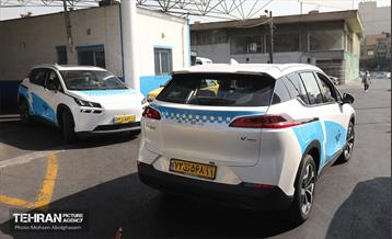 آغاز به کار تاکسی‌های برقی شاسی بلند در تهران 8