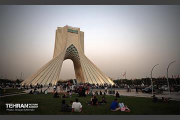 اجرای ارکستر سمفونیک تهران در میدان آزادی 1