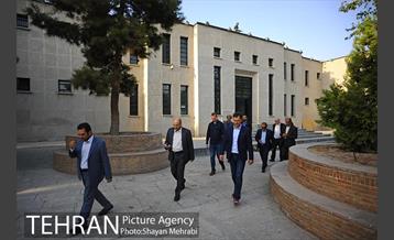 بازدید شهردار بلگراد از باغ موزه قصر 42