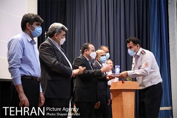 آیین تقدیر از آتش نشانان حریق پالایشگاه تهران 39